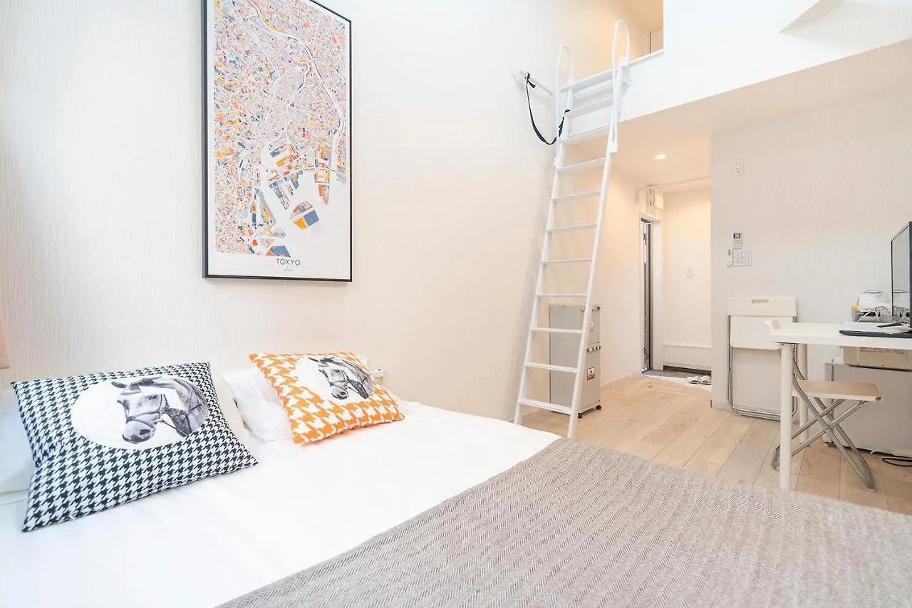Apartment Hanshe Tokyo 2-Story Home 最近の駅から徒歩1分 Japan